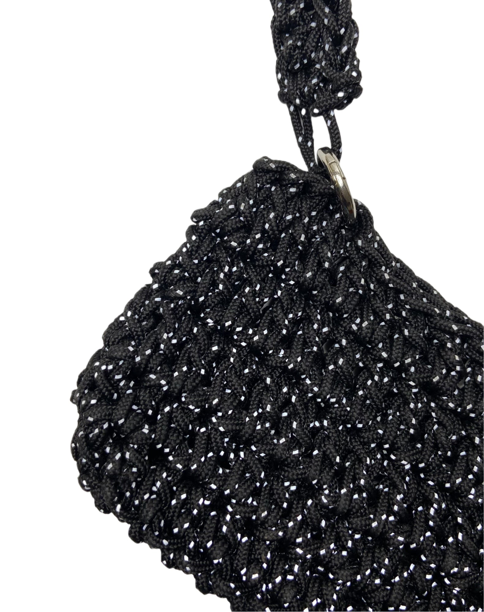 Le noir réfléchissant